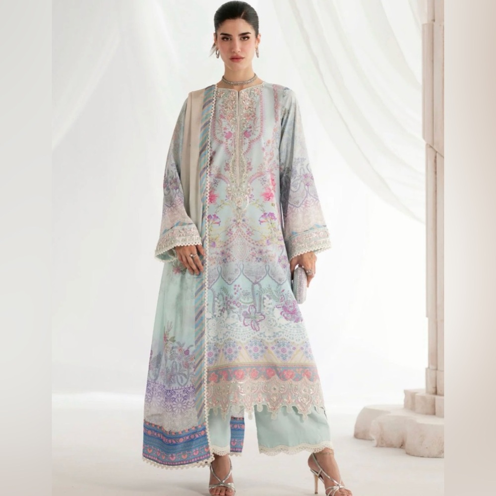 Pakistani Designer AJR couture AURINA suit